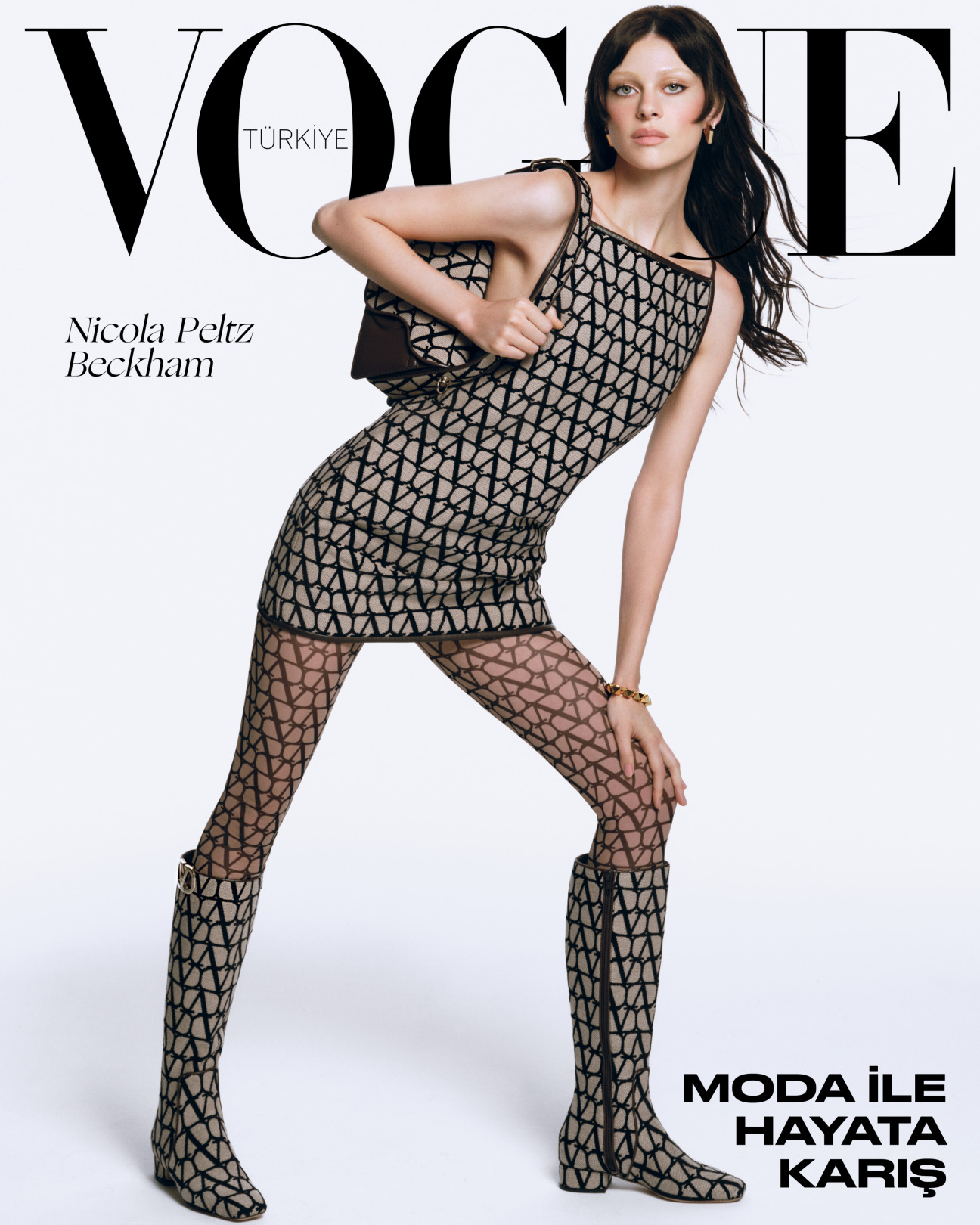 Vogue Türkiye Kasım 2022 Çıktı!