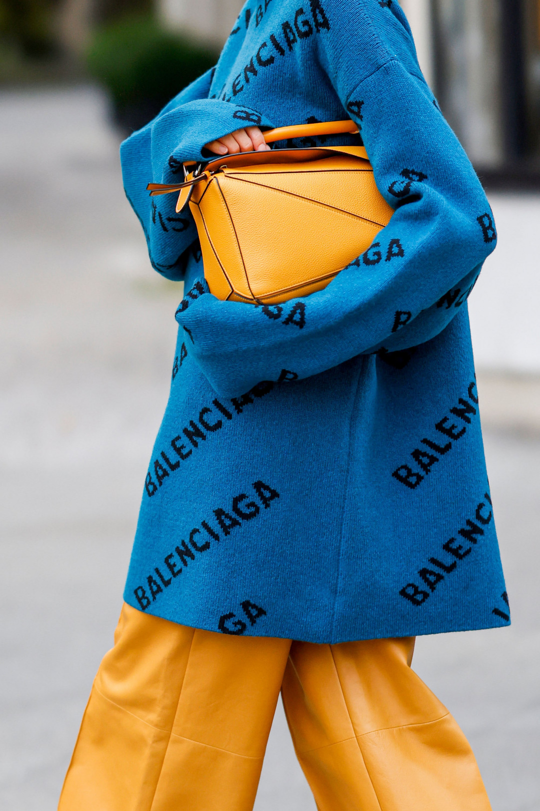Balenciaga Twitter'dan Ayrılan İlk Moda Markalarından Biri Oldu