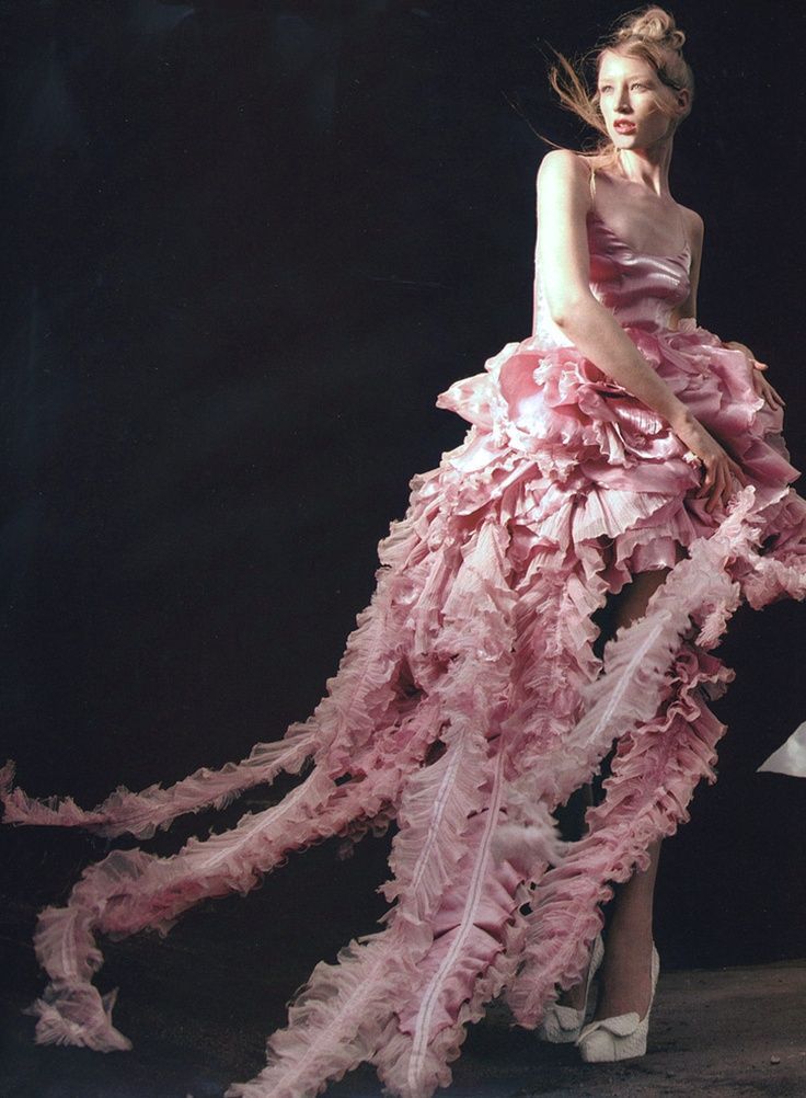 Moda Dünyasından Dekorasyon Trendlerine Jellyfish Estetiği