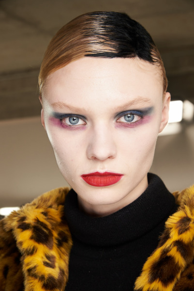 dries-van-noten-beauty-make-up-paris-fashion-week-runway