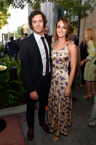 leighton-meester-adam-brody-pregnancy-red-carpet-couple