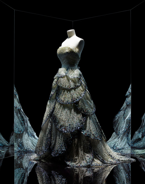 christian dior: designer of dreams