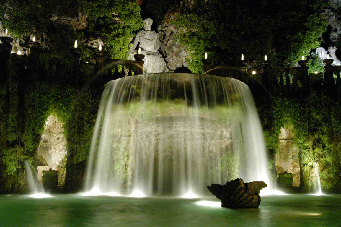 Дворец водопадов. Водопад в Тиволи. Фонтаны виллы д'Эсте. Фонтаны Италия дворец. Дворец с водопадами.