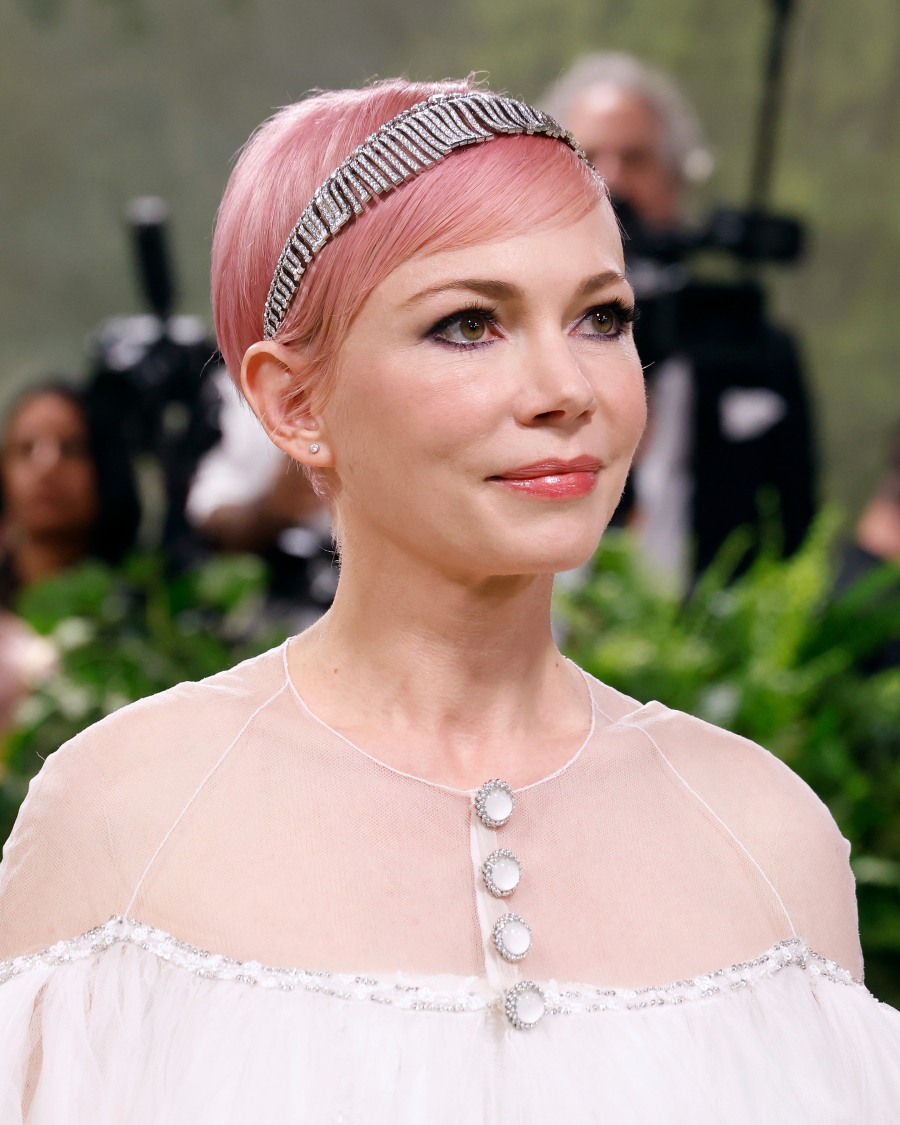 Michelle Williams - Chanel High Jewelry