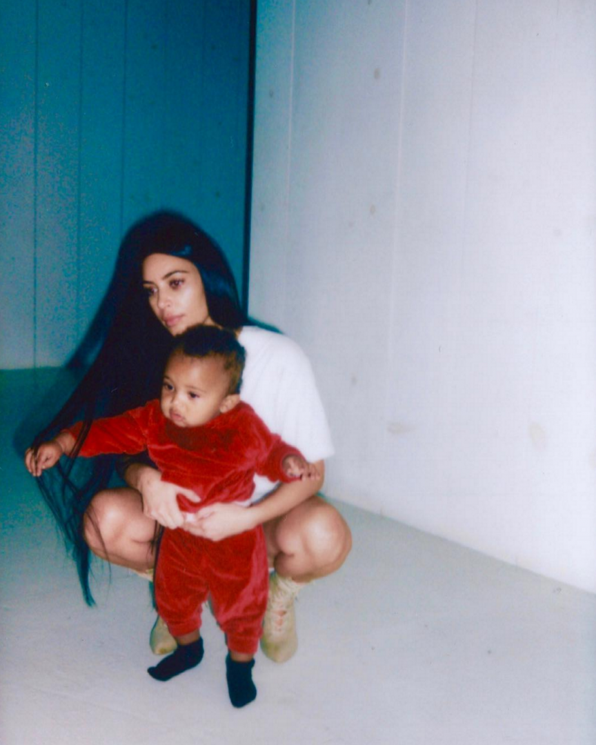Kim Kardashian Instagram'a Geri Döndü