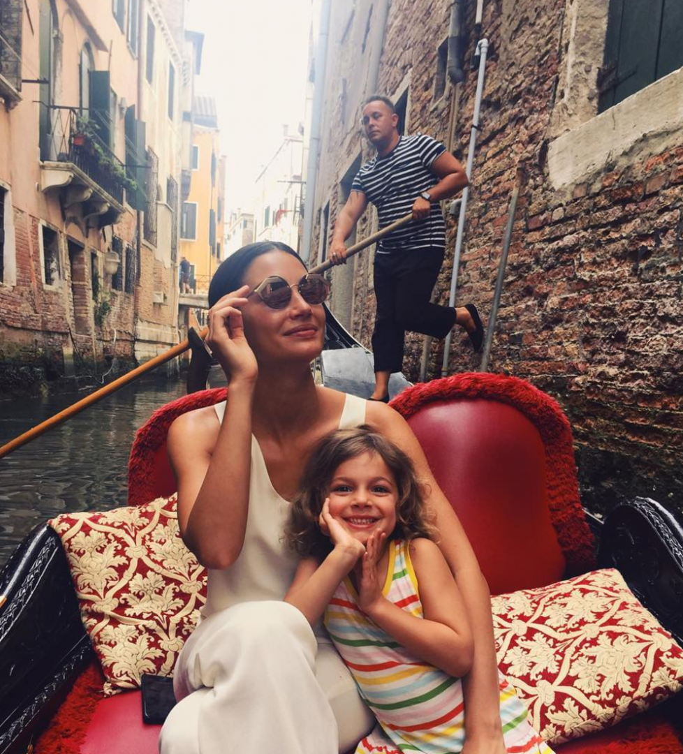 Bella Hadid, Lily Aldridge ve Jon Kortajarena ile Venedik'i Keşfedin