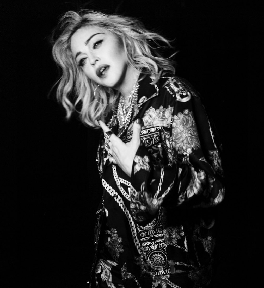 Madonna: Instagram Bize Kendimizi Kötü Hissettiriyor!