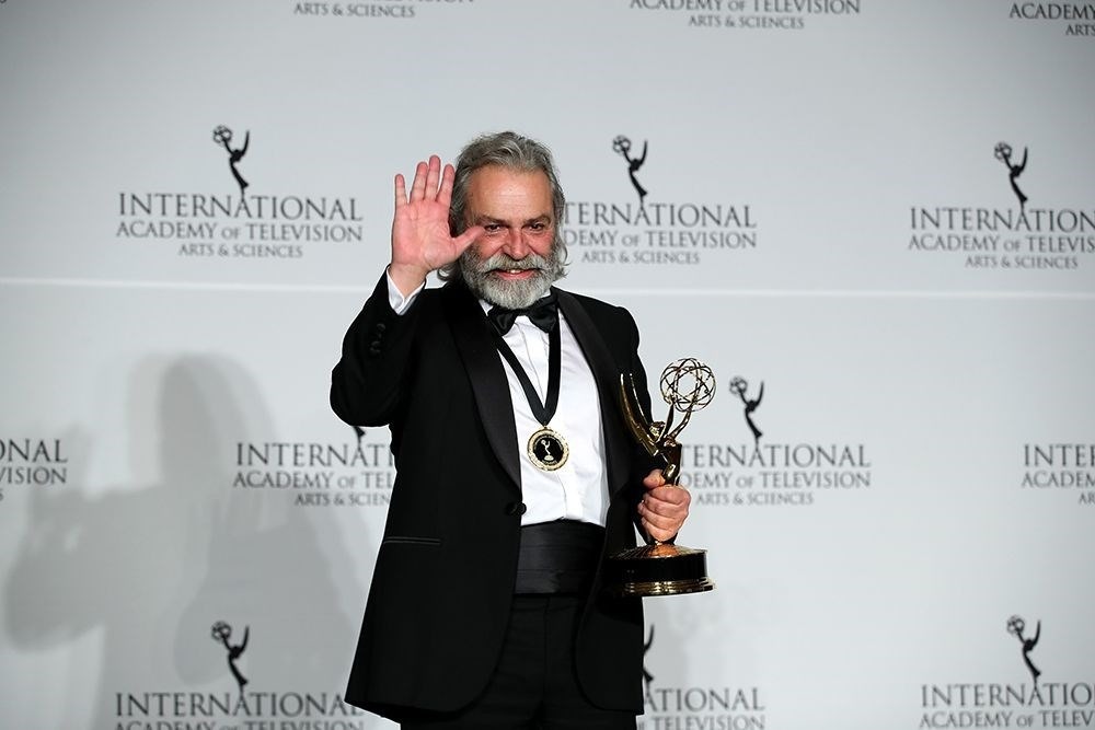 Uluslararası Emmy Ödülleri’nde En İyi Erkek Oyuncu Ödülü Haluk Bilginer'in