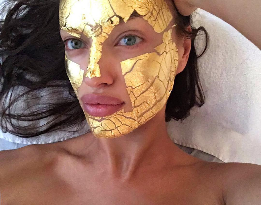 Yükselen Cilt Bakım Trendi: Altın Maskeler