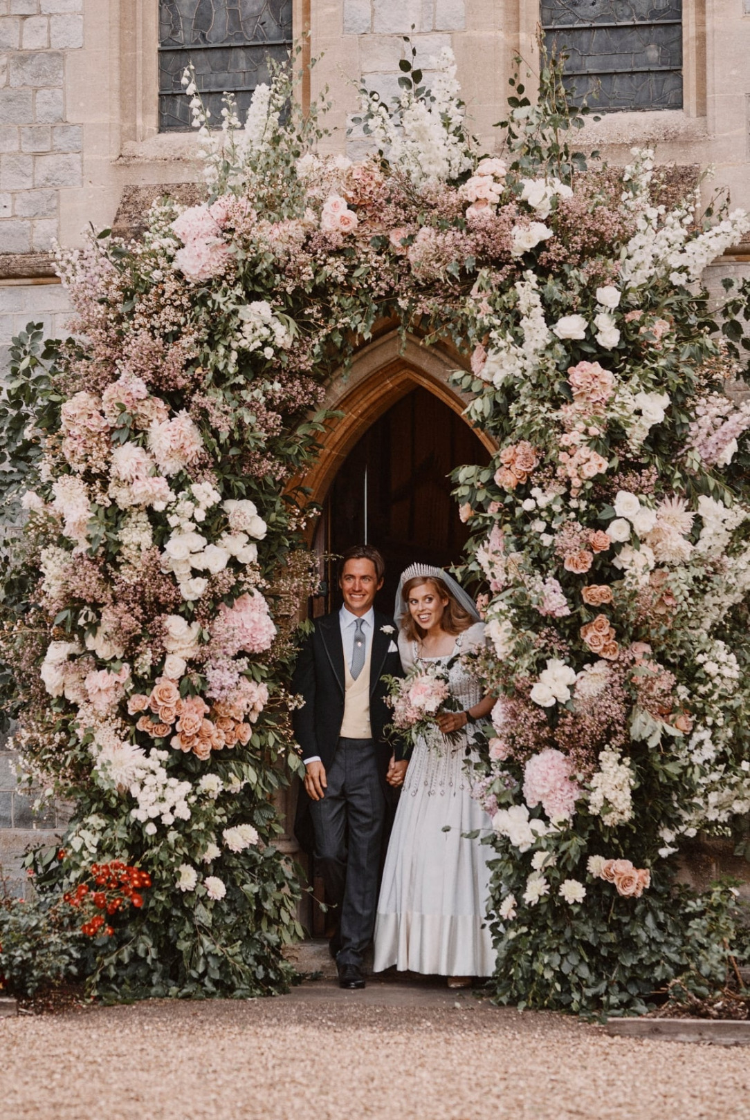 Prenses Beatrice ve Edoardo Mapelli Mozzi'nin Sürpriz Düğünü