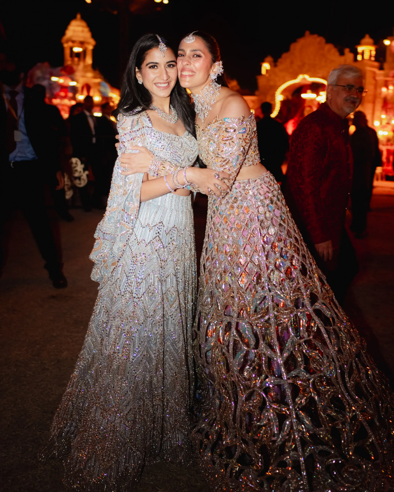 Anant Ambani ve Radhika Merchant'ın Lüks Düğün Öncesi Kutlamasına Yakın Bakış